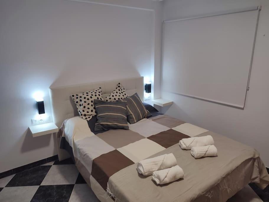 Apartamento En Playa Carvajal Фуэнхирола Экстерьер фото