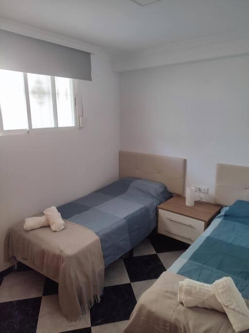 Apartamento En Playa Carvajal Фуэнхирола Экстерьер фото