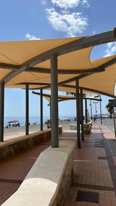 Apartamento En Playa Carvajal Фуэнхирола Экстерьер фото